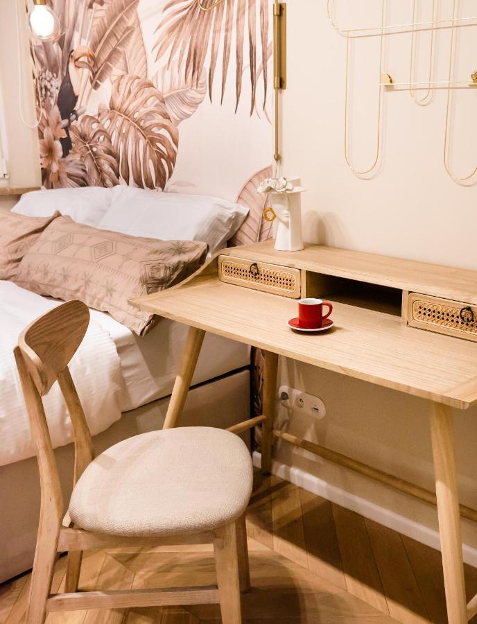 Apartment Eko Park Abdank White Warsaw